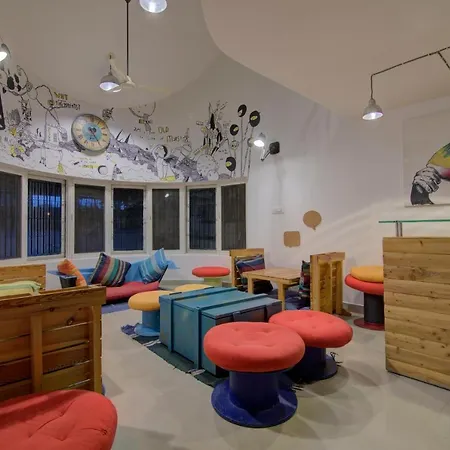 Draper Startup House For Entrepreneurs Albergue